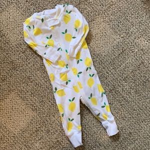 Hanna Andersson Lemon Zipper Closure Onesie. Size 3-6 mo. 100% Organic Cotton.